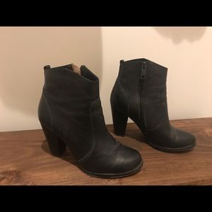 Joie Dalton Black Leather Booties Size 37